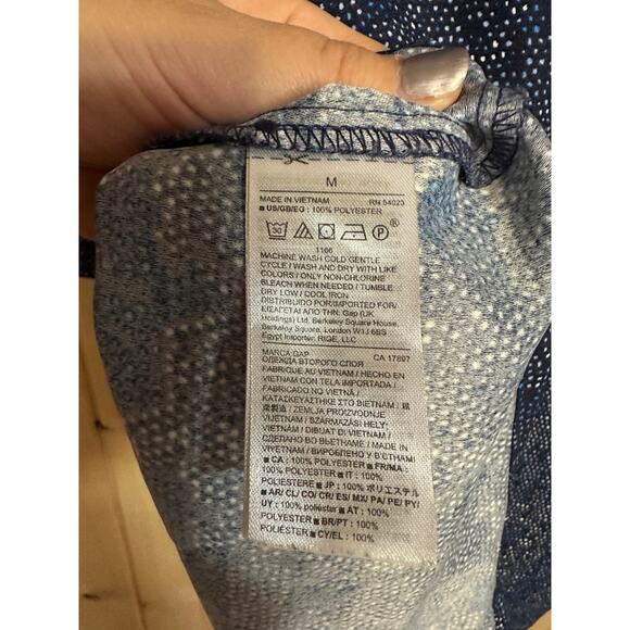 Gap | Blue Print V Neck Swing Tunic Dress | Size Medium - Picture 8 of 9